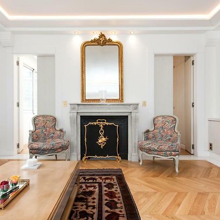 Luxury Montaigne Apartment Paris Bagian luar foto